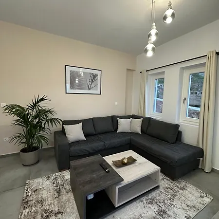 Klisy Apartment *