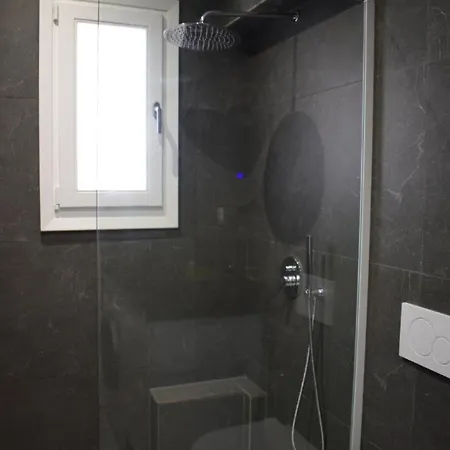 Klisy Apartment *