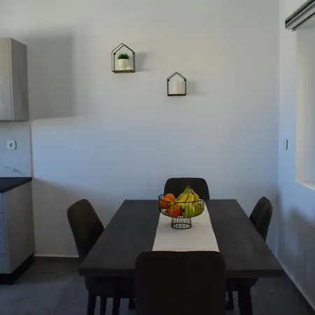 Klisy Apartment Ermoupoli